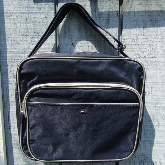 tommy hilfiger laptop bag